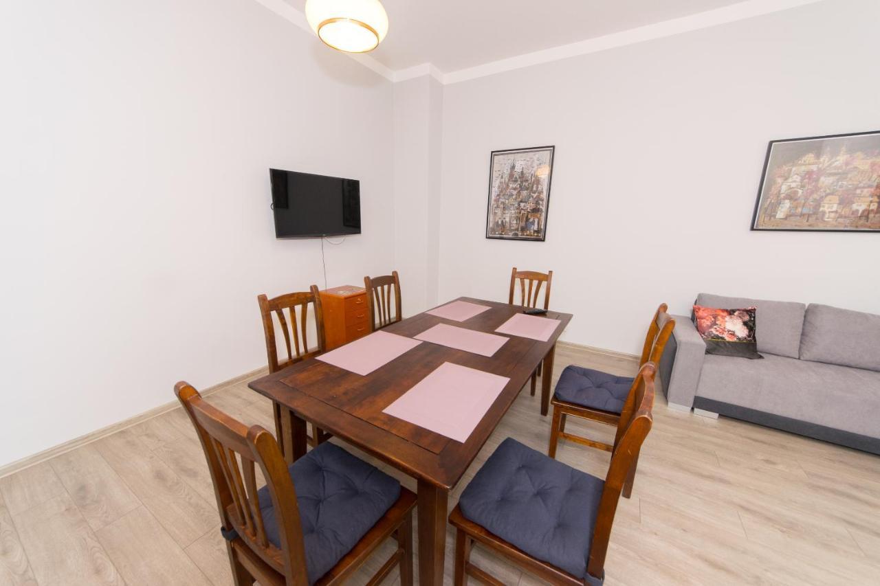 Best Location On Main Square P4You Pl Krakow Luaran gambar